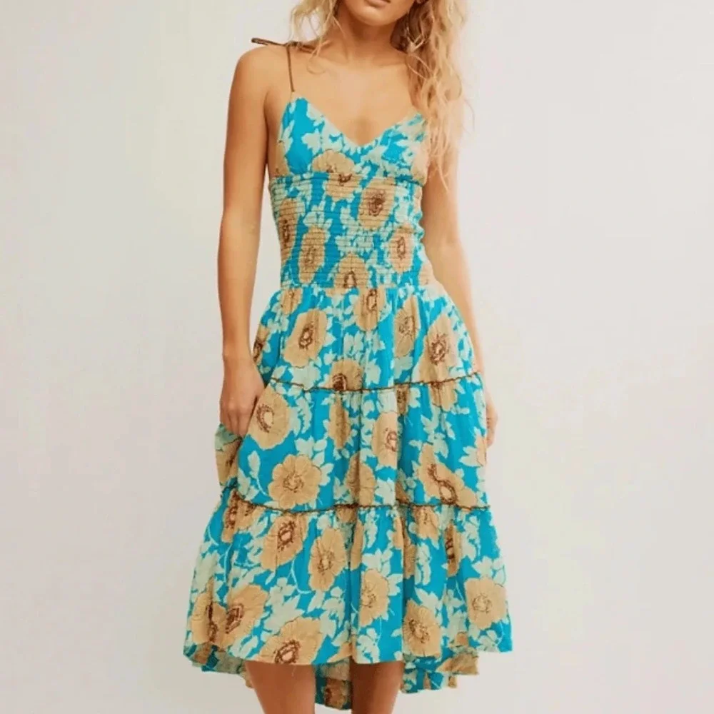Free People NWT‎ Adriel Tie Strap Tiered Hawaiian Ocean Combo Midi Dress Size M